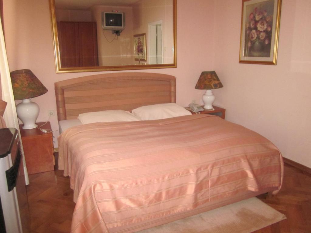 Hotel Livadic Samobor Exterior foto